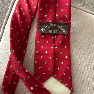 Red Diamond Pattern Men's Tie